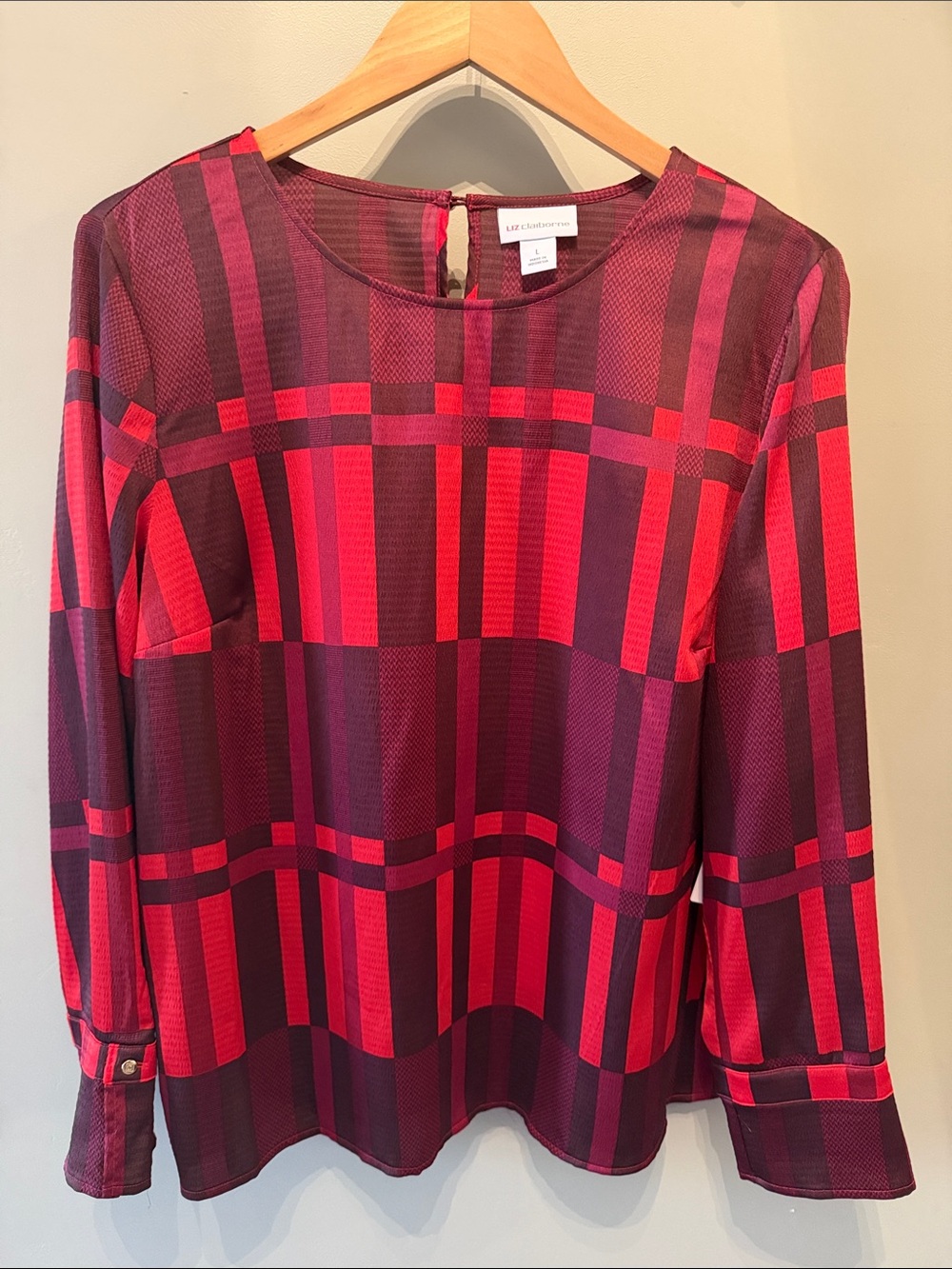 Liz Claiborne Red and Burgundy Plaid Long-Sleeve Blouse Size Large